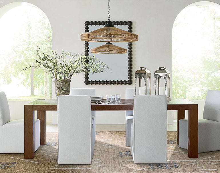 Liam dining table setting