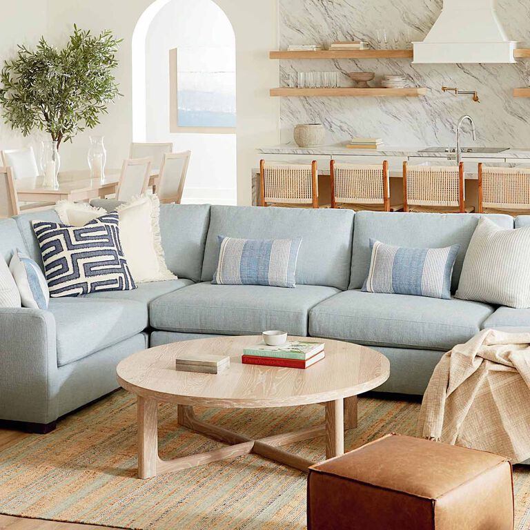 BenchMade Reston Table